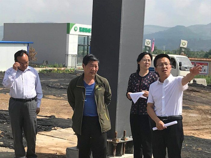 市政協(xié)副主席禹文長(zhǎng)一行調(diào)研平?jīng)鲞^(guò)境車輛綜合服務(wù)中心一期（平?jīng)鍪兄行某潆娬荆╉?xiàng)目建設(shè)工作(圖1)