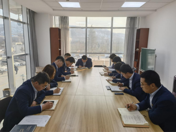 產業(yè)開發(fā)板塊組織開展學習《全市生態(tài)環(huán)境保護項目謀劃推進會》會議精神(圖1)